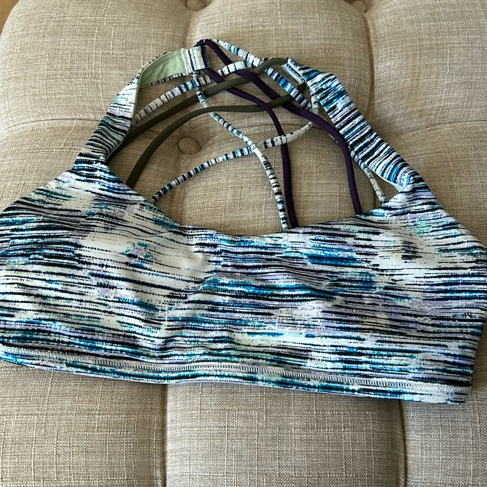 Lulu Lemon Sports Bra -like new